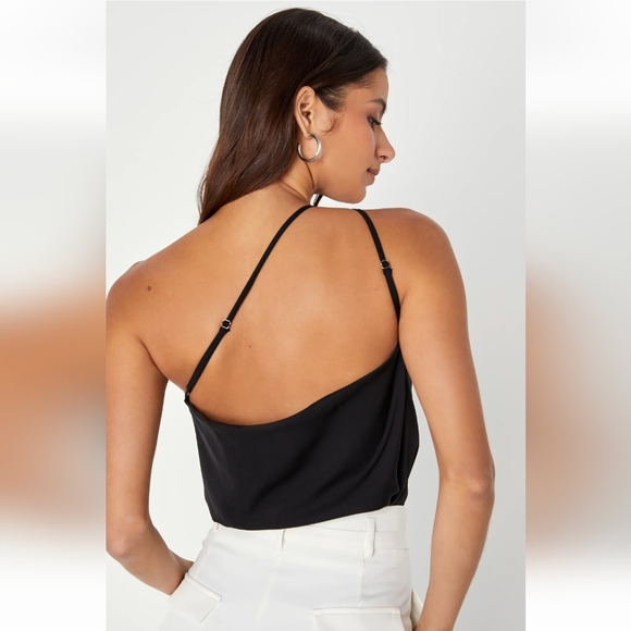 SALE! 🖤Lulu's Black One-Shoulder Cowl Back Bodysuit - Medium - Picture 2 of 10
